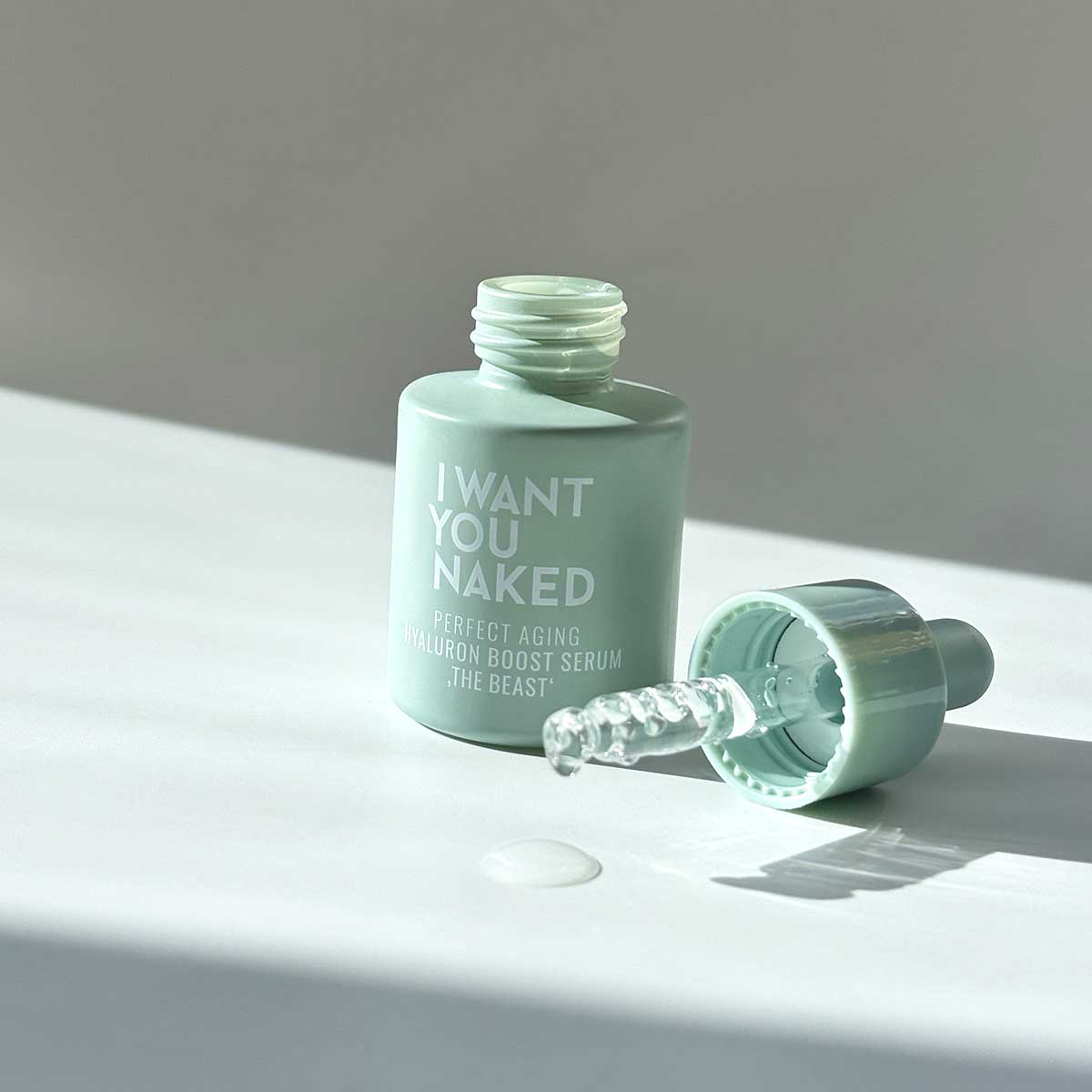 i-want-you-naked-perfect-aging-the-beast-hyaluron-serum-20-ml image 2