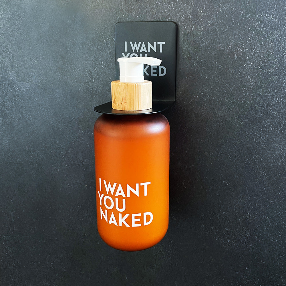 i-want-you-naked-for-heroes-bathroom-kit-seifenspender-250ml image 2
