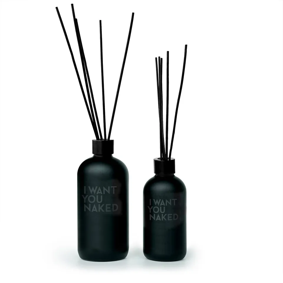 i-want-you-naked-good-karma-raumduft-duftst-bchen-250ml image 1