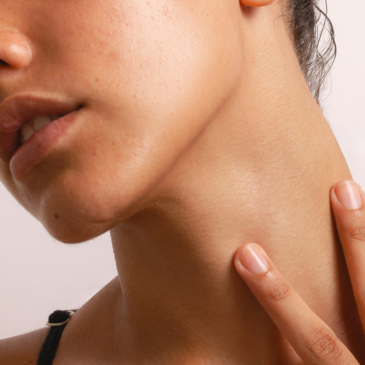 i-want-you-naked-niacinamid-s-o-s-spray-10-ml-f-r-fettige-haut image 3