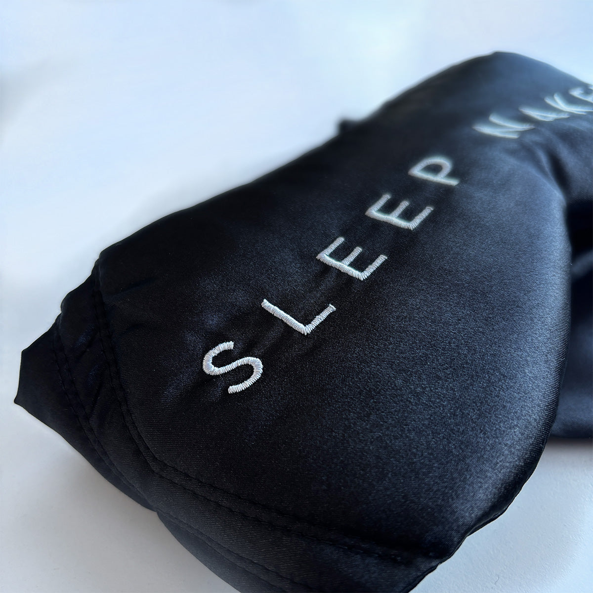i-want-you-naked-schlafmaske-seide-sleep-naked-schwarz image 5